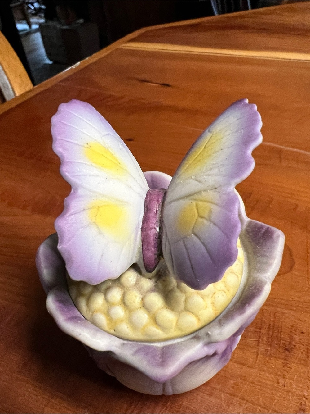 Vintage Lefton Tulip Butterfly Ceramic Bisque Yellow  Trinket Box 3.25" x 2.5"